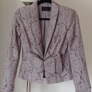 🍃🌹H&M - 'Grey Rose Lace' Blazer ~ Bow 🍃